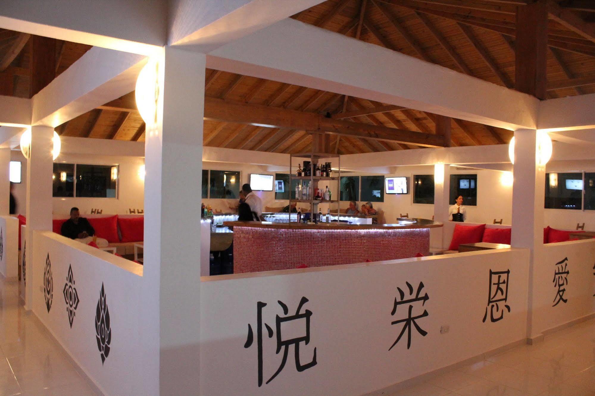 Ahnvee Resort (Adults Only) Sosúa Екстериор снимка
